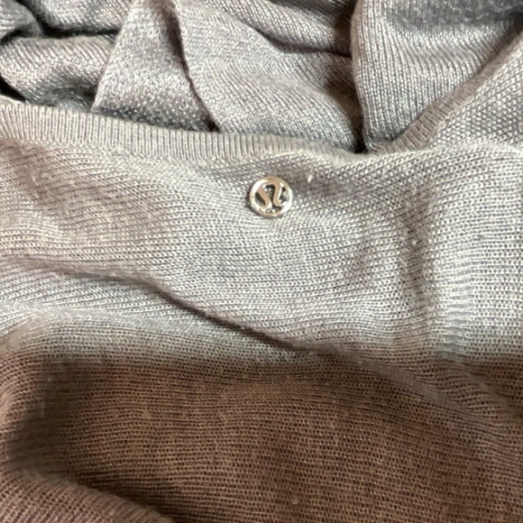 LULULEMON Enlightened Pullover Sweater in Heathered Fossil Sz S - Picture 7 of 10